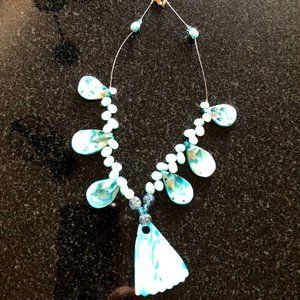 Gorgeous Handmade Shell Necklace